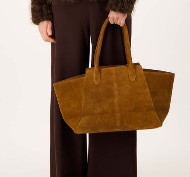 suede shopper | mid brown
