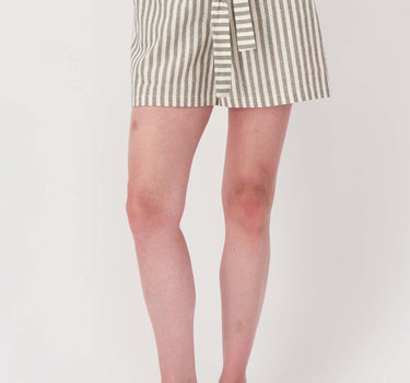 gestreepte linnen short | light mossgreen / off white