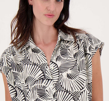 graphic-print top | off-white / black