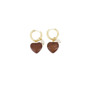 heart-shaped earring with a pearl | hazelnut