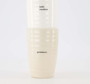 Cadeauset - Mokken L van Zusss: koffiemokken in wit en creme met tekst hello sunshine.
