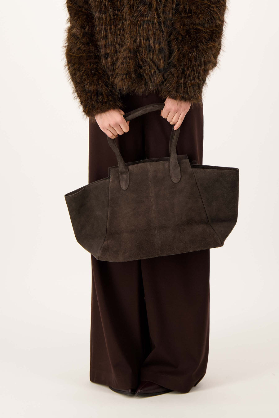 suede shopper | dark choco