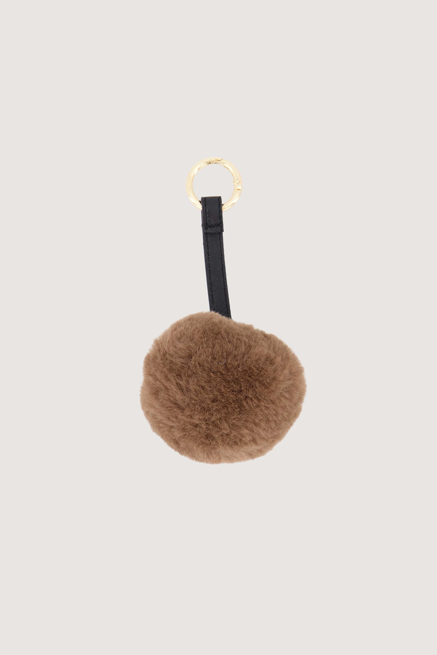 pompom hanger | hazelnut