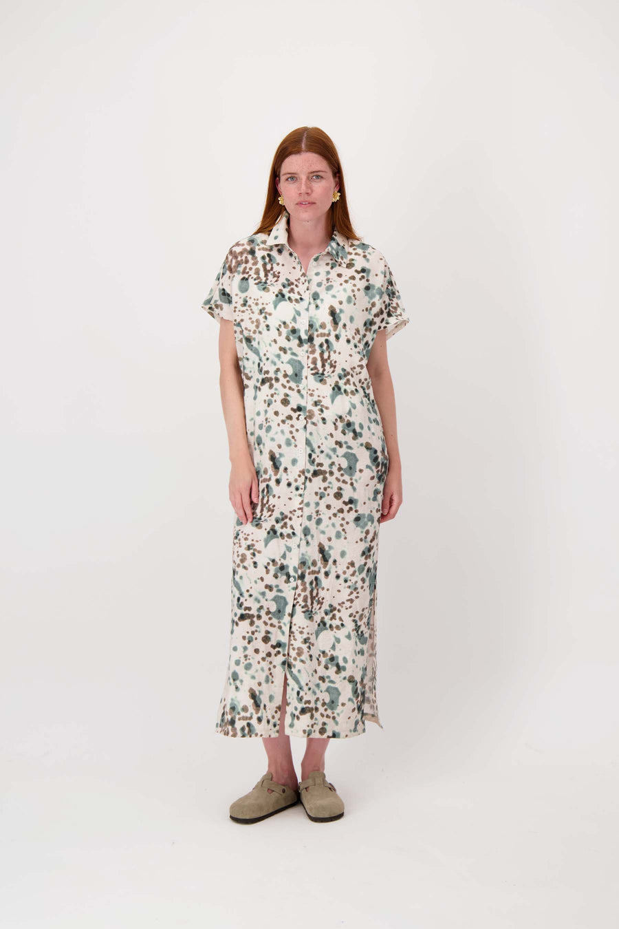 wijde jurk met vlekkenprint | kit / zwart / silver blue