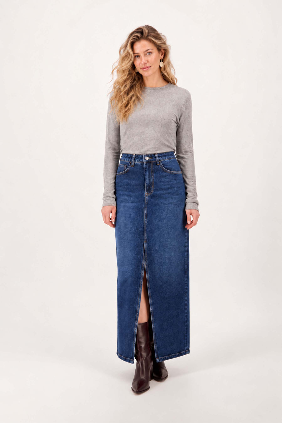 long stretch denim skirt | mid blue denim