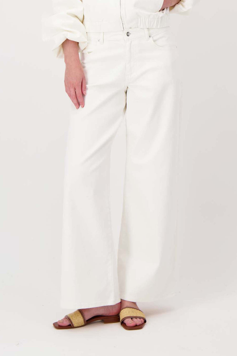 wide-leg jeans, colored | off-white