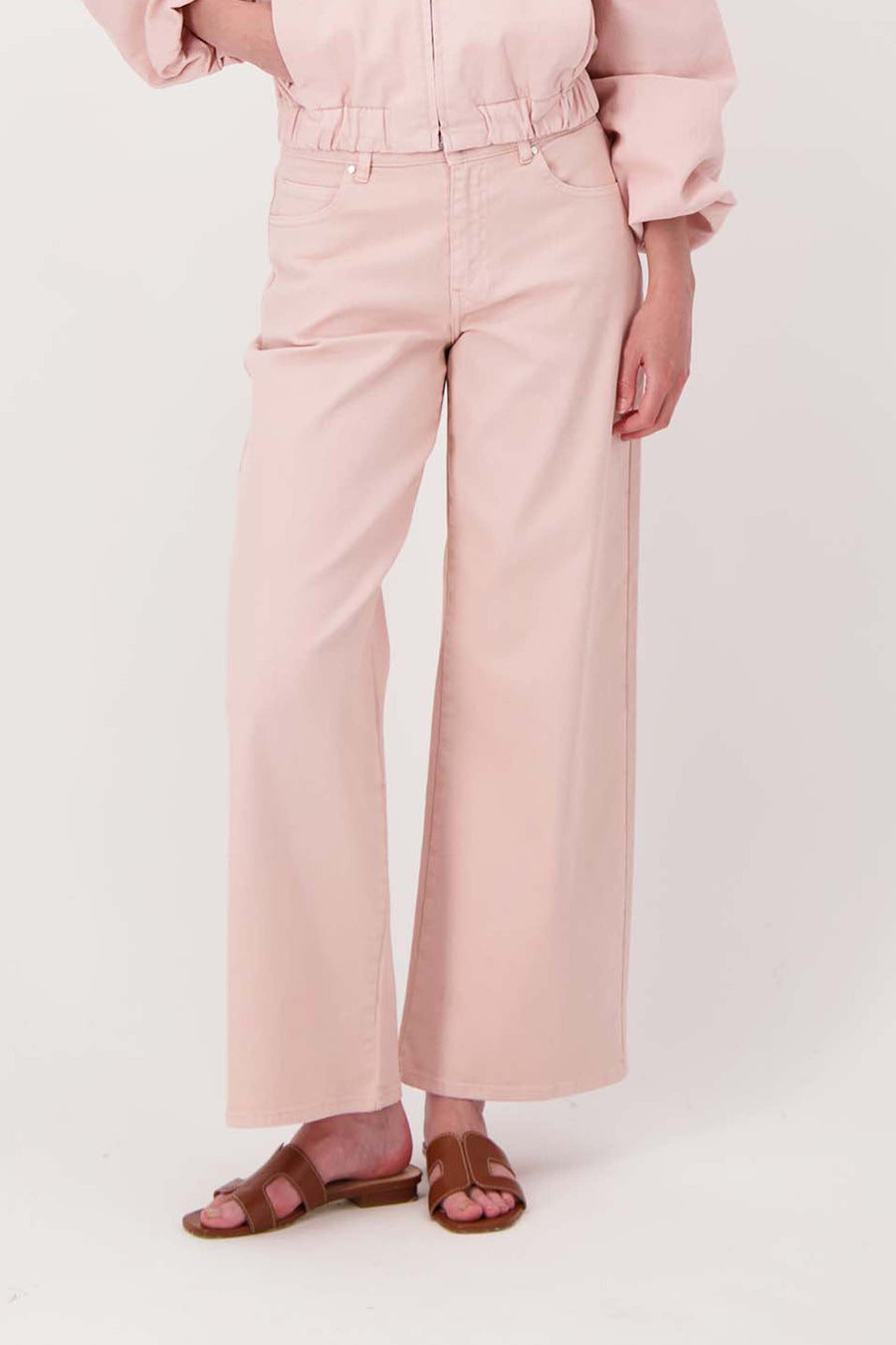 wide-leg jeans, colored | light pink
