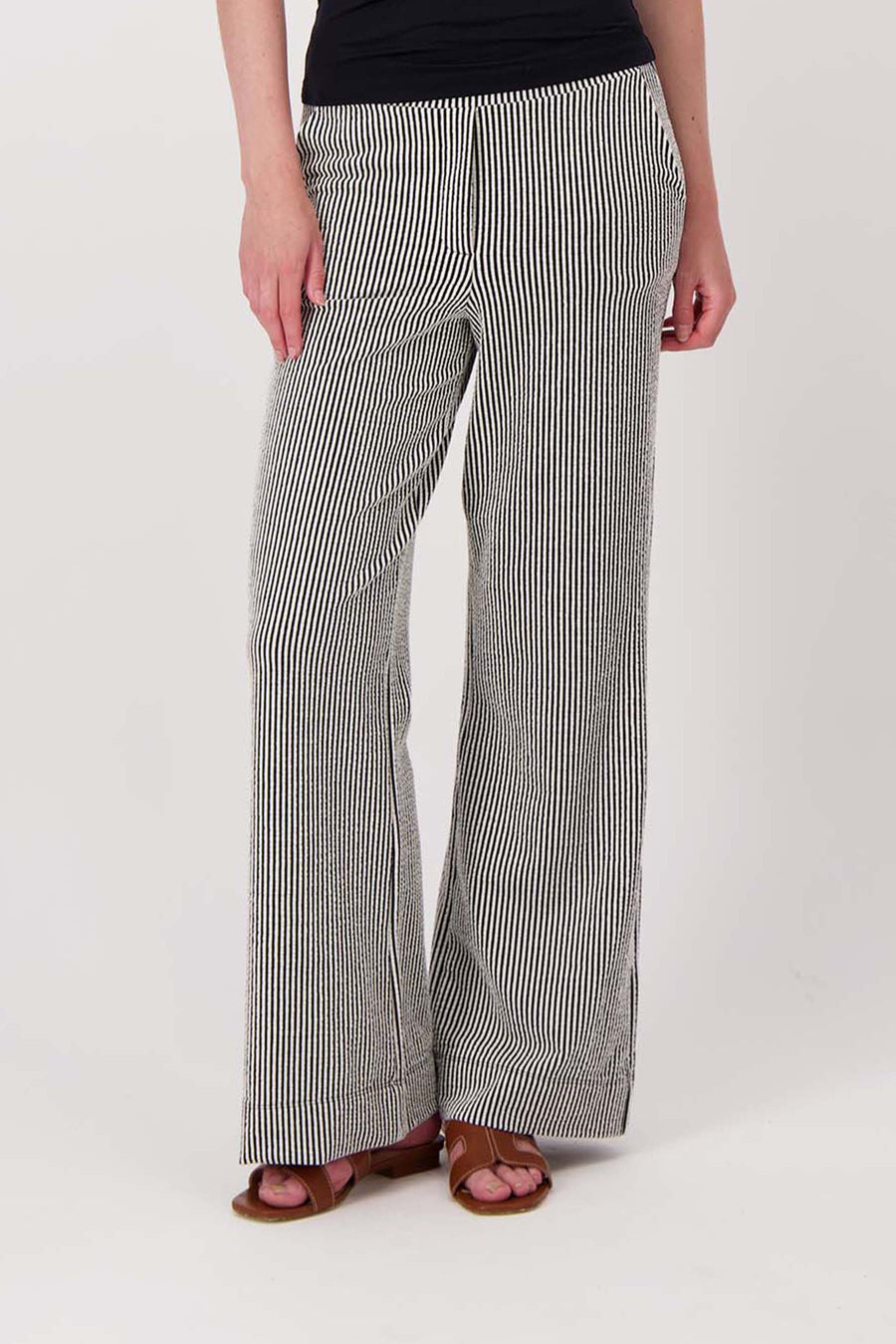 striped textured pants | off-white / black