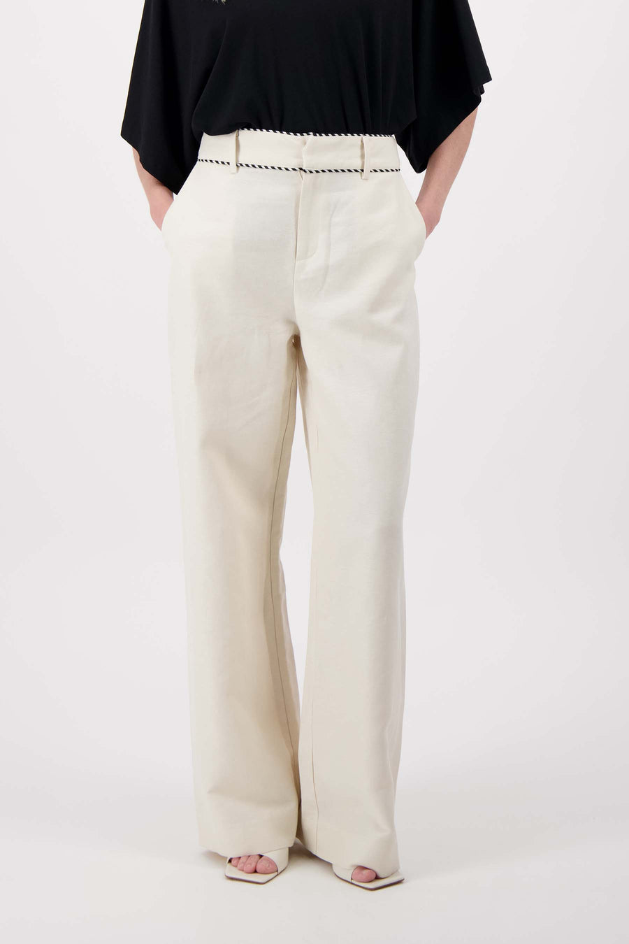 Leinenhose mit Zierbändern | Soft Kit
