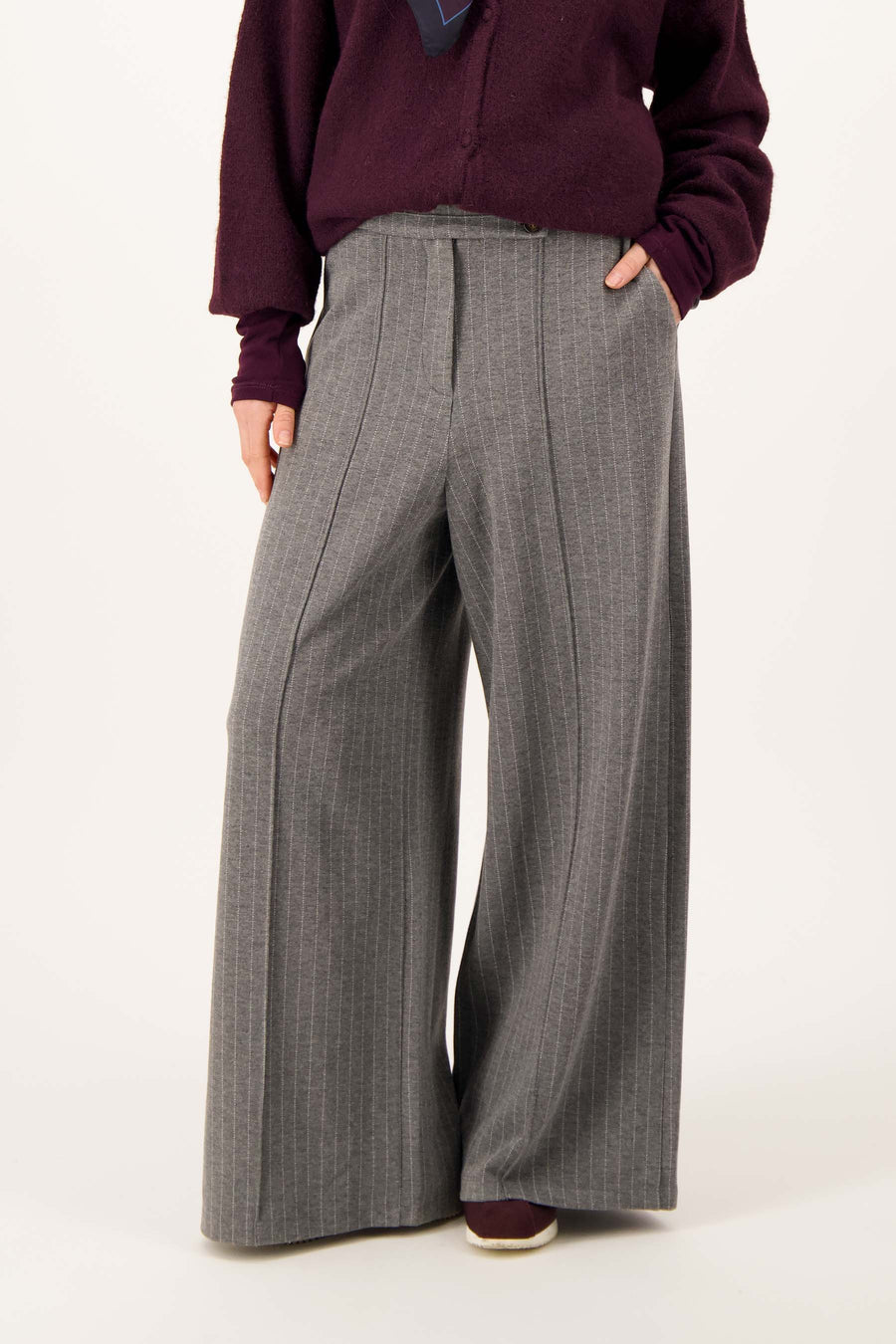 krijtstreep wideleg broek met stretch | antracite