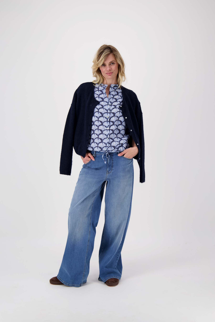 blouse with fan print | summer navy/lavender blue/off-white