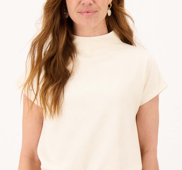 top with cap sleeves in textured fabric | kit