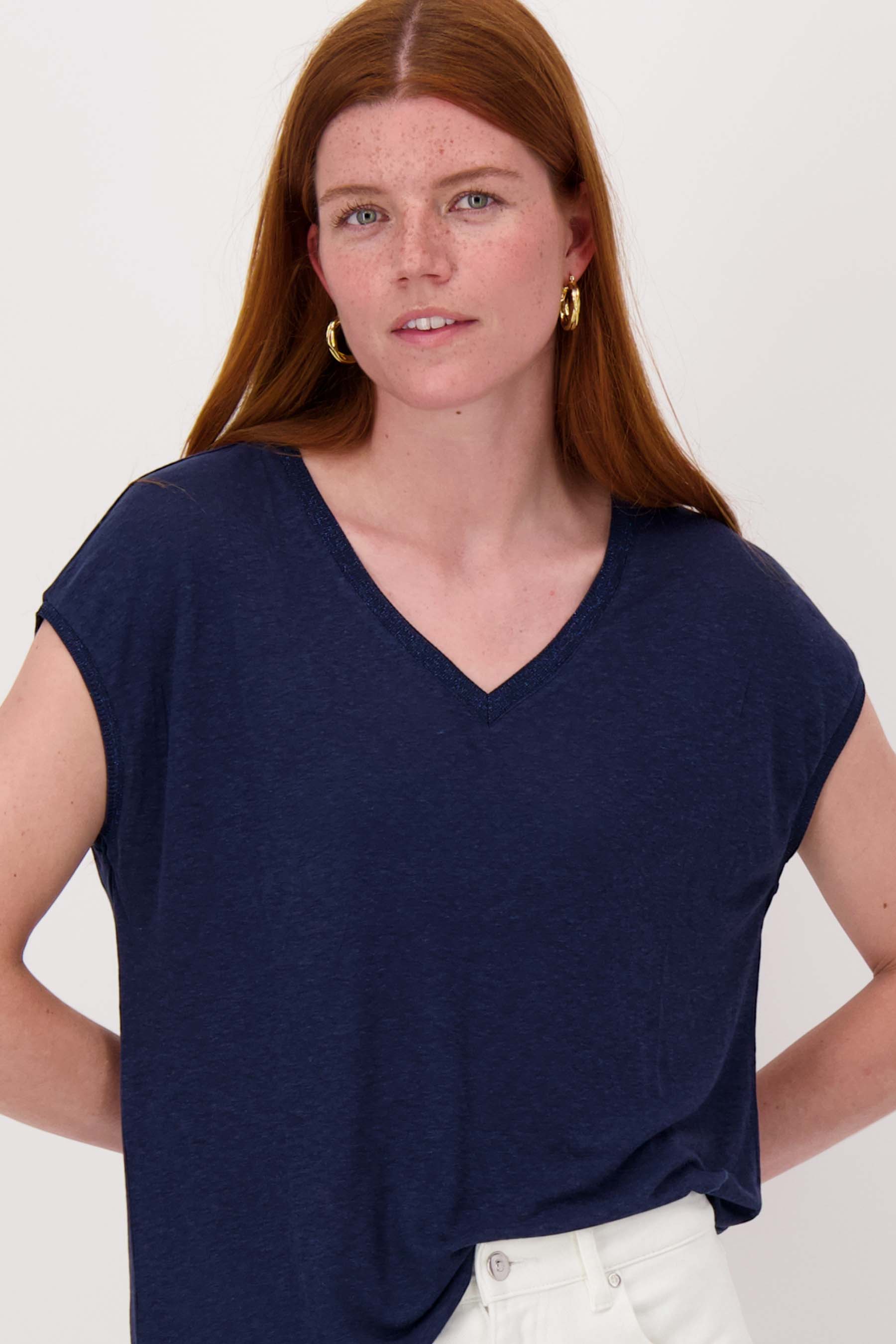 V Hals Top Met Lurex Boord Navy | ZUSSS.nl – Zusss