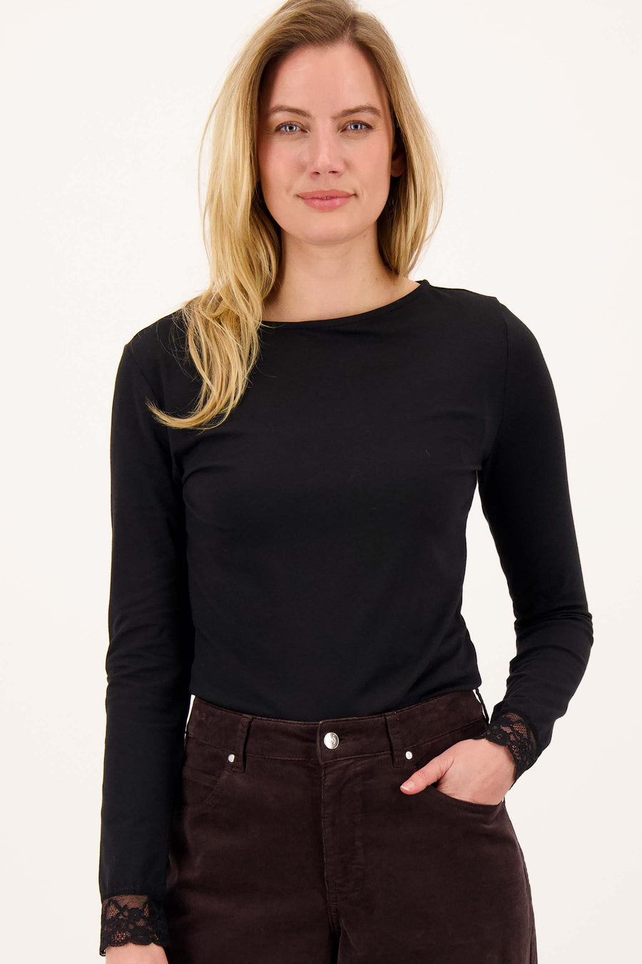 boothals top 3/4 mouw met kanten rand | black
