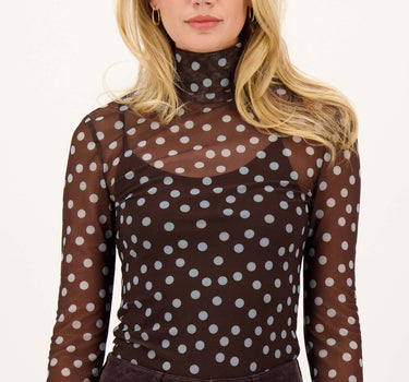 Mesh Top met Stippenprint | dark choco / winter breeze