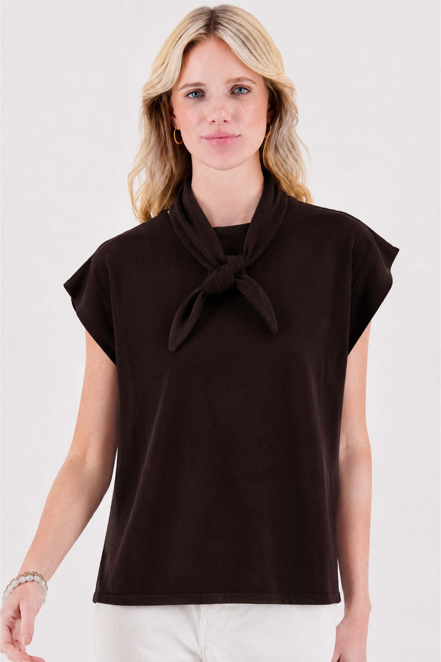 Shirt met sjaaltje | brown