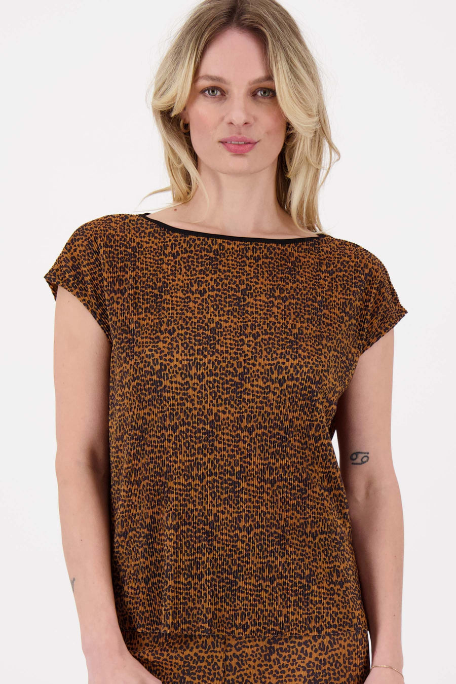 plisse top met panterprint | camel