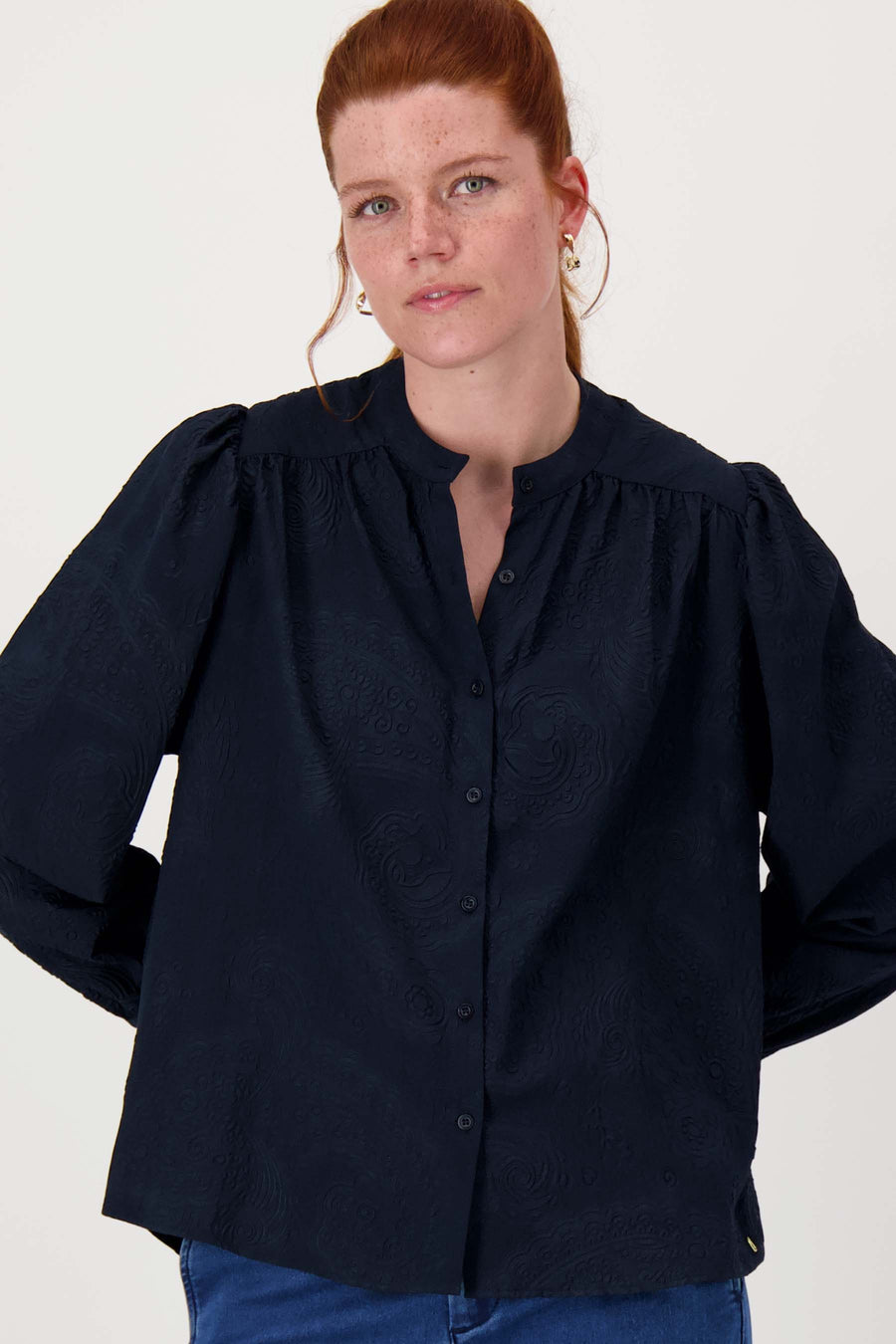 ballon mouw blouse met paisley structuur | navy