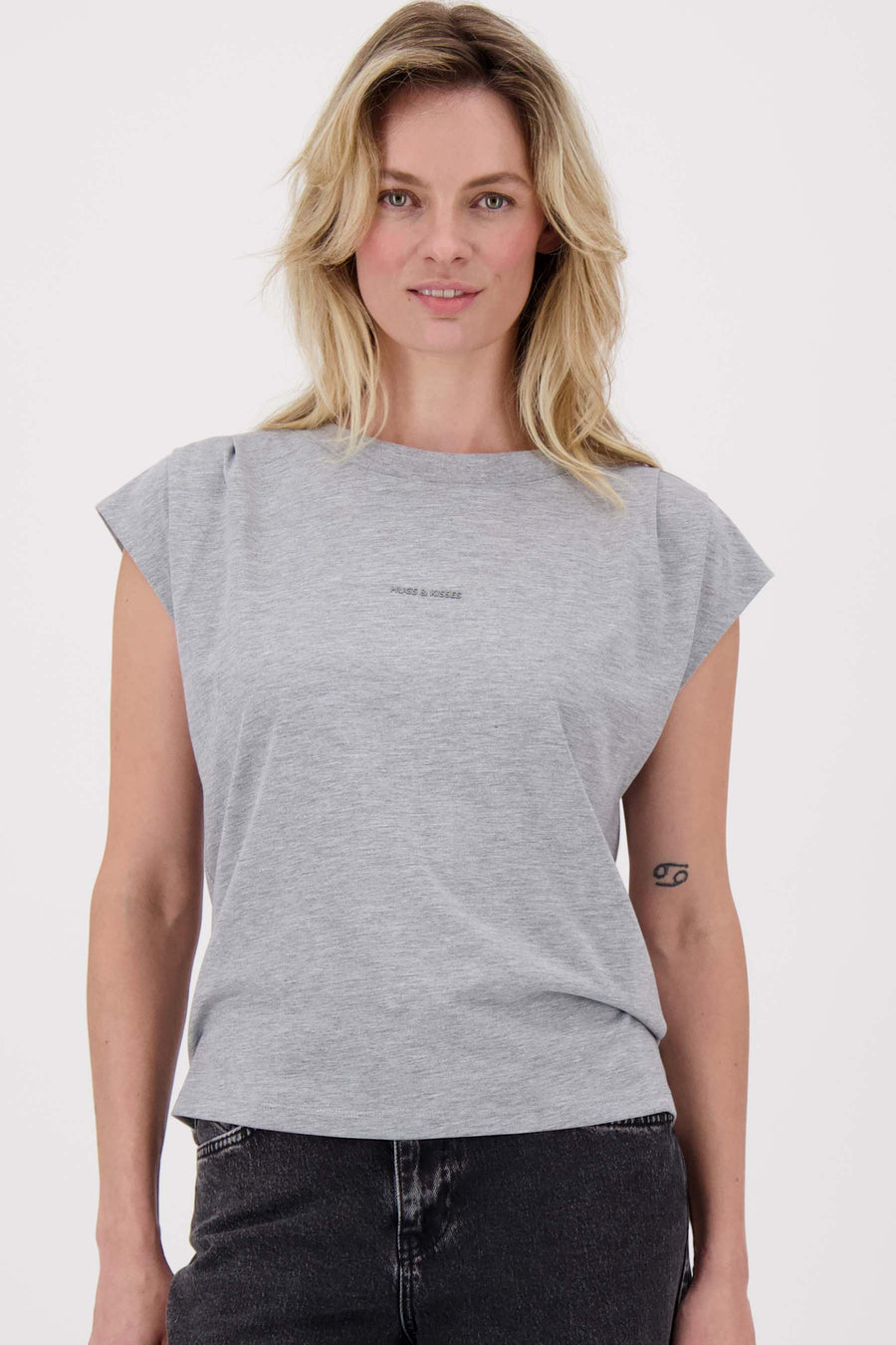 T-Shirt mit Falten-Detail | Mittelgrau