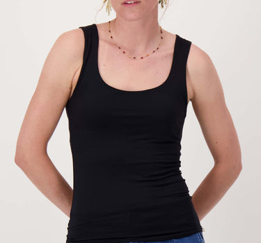 basic singlet met stretch | black