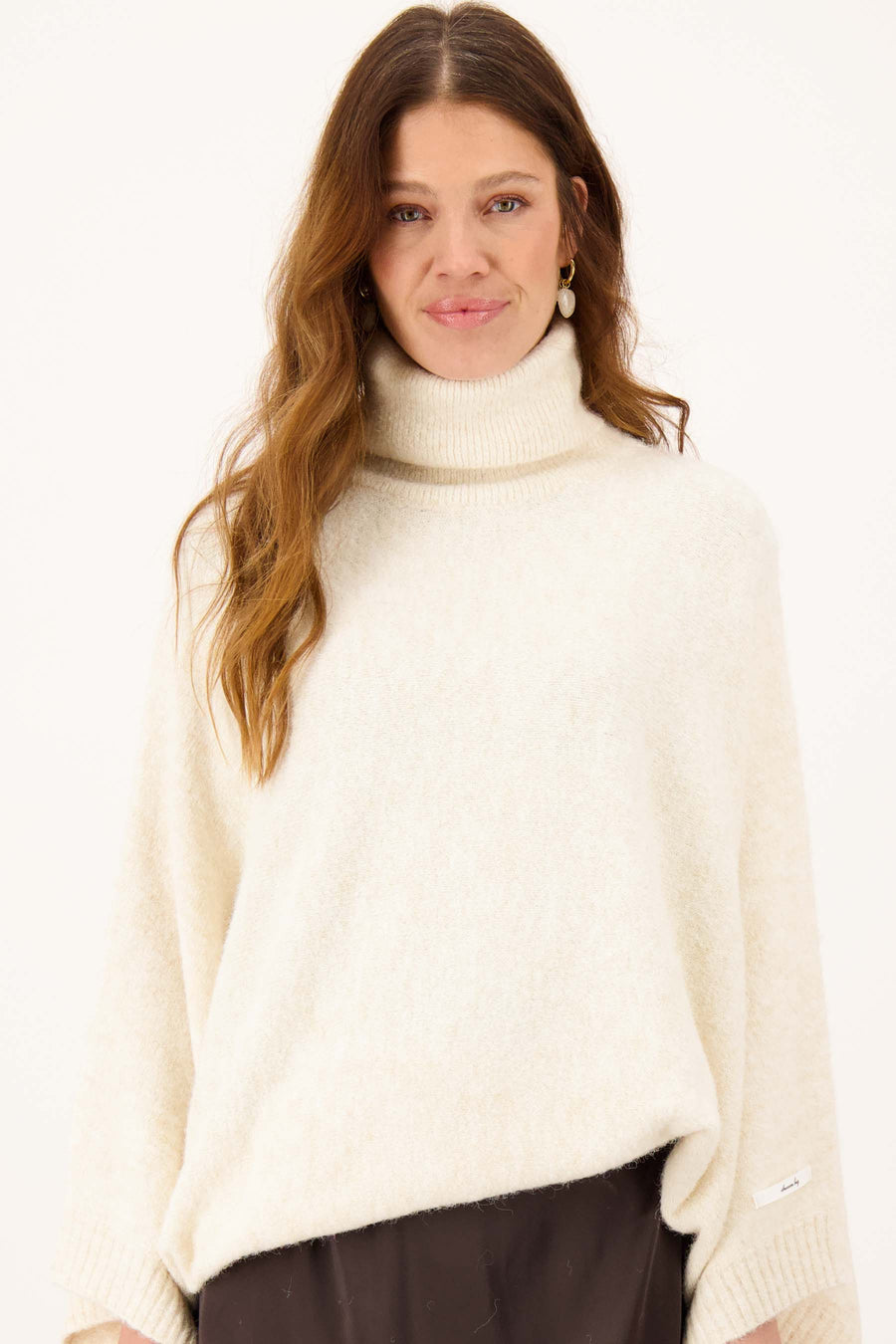 long sweater with wide sleeves | off-white