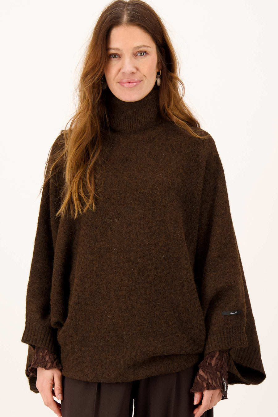lange trui met wijde mouwen | dark taupe