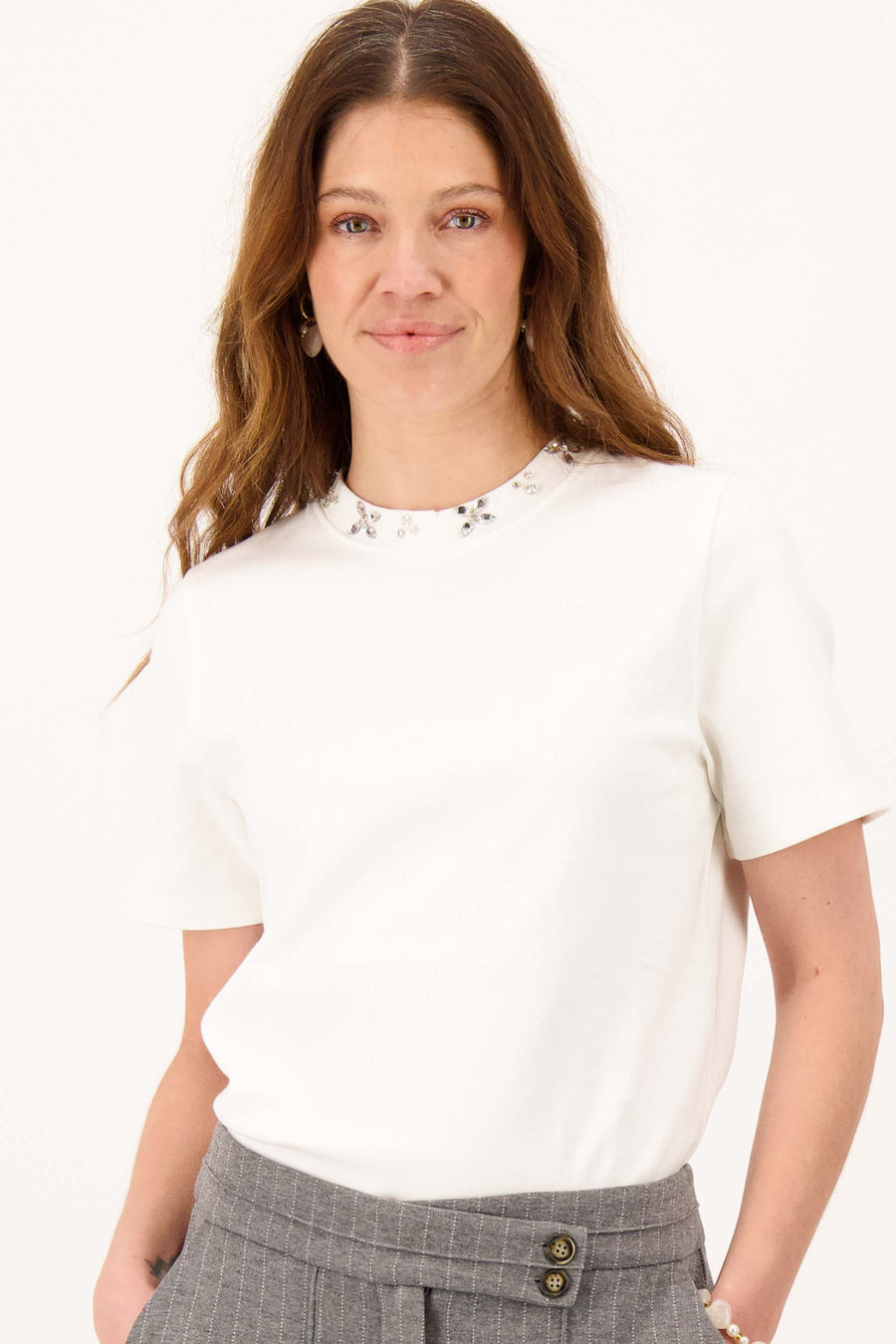 t shirt met kralen hals met korte mouw | off white