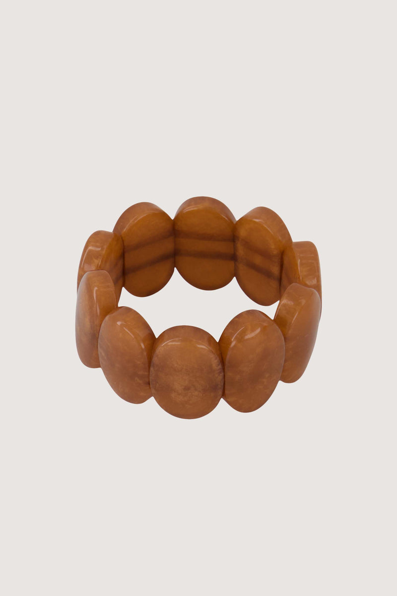 elastieken brede kralen armband | warm camel