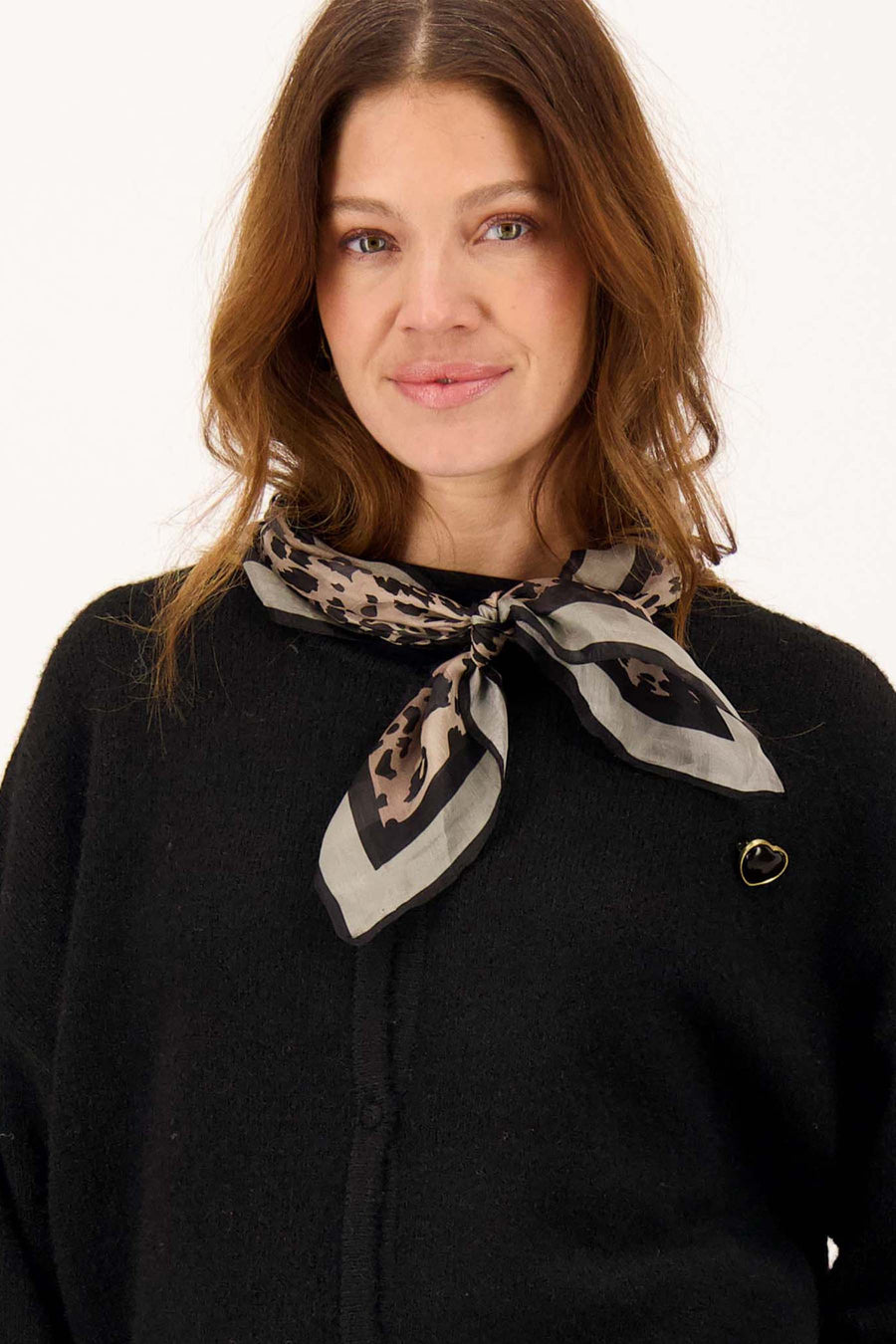 vierkant zijde sjaaltje met leopard | dark choco / grey oyster / black