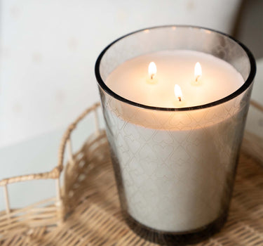 XL Scented Candle, Hearts, Sand / Gold | sand / gold