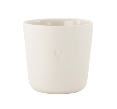 Heart-shaped coffee mug | sand