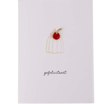 wenskaart broche gefelicitaart | wit / roze / rood van Zusss, kaart met gouden lijn en rode kersbroche.