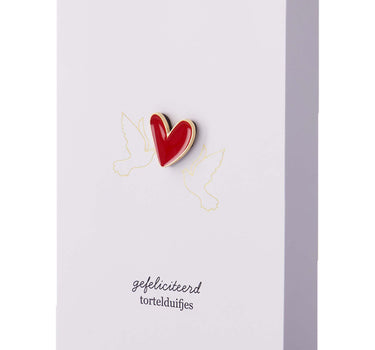 Ansichtkaart magneet gefeliciteerd tortelduifjes white / gold met rode hartmagneet op witte kaart, van Zusss.