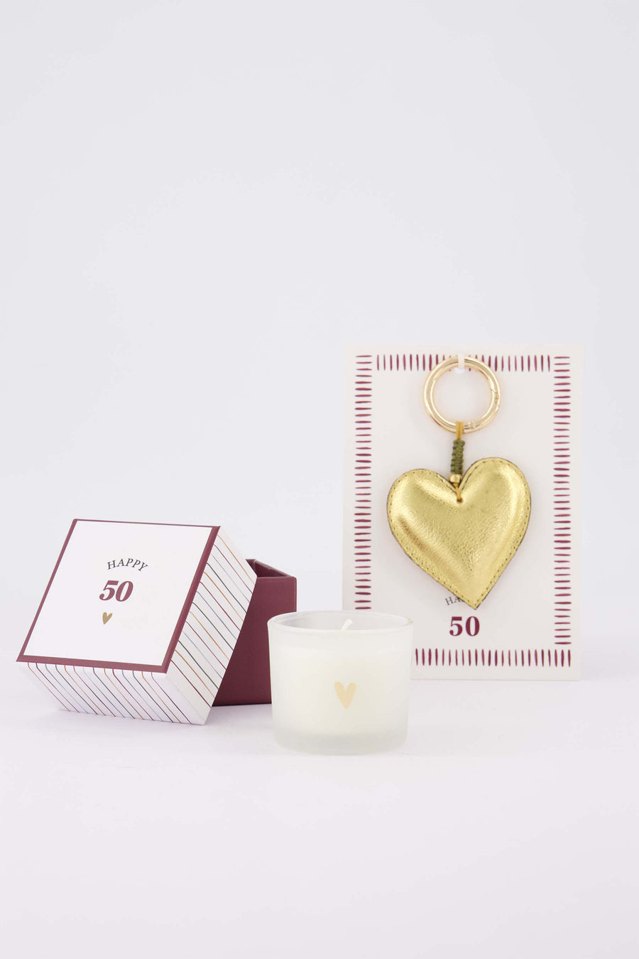 cadeauset Happy 50 - Ansichtkaart met sleutelhanger & geurkaars in doosje - Wit/donkerrood