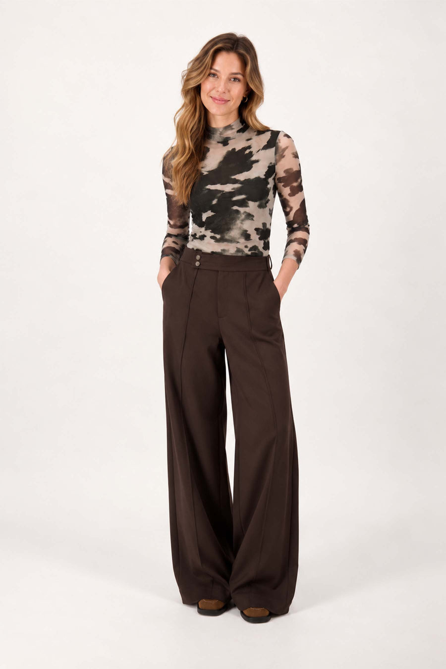 mesh top with stain print | multicolor