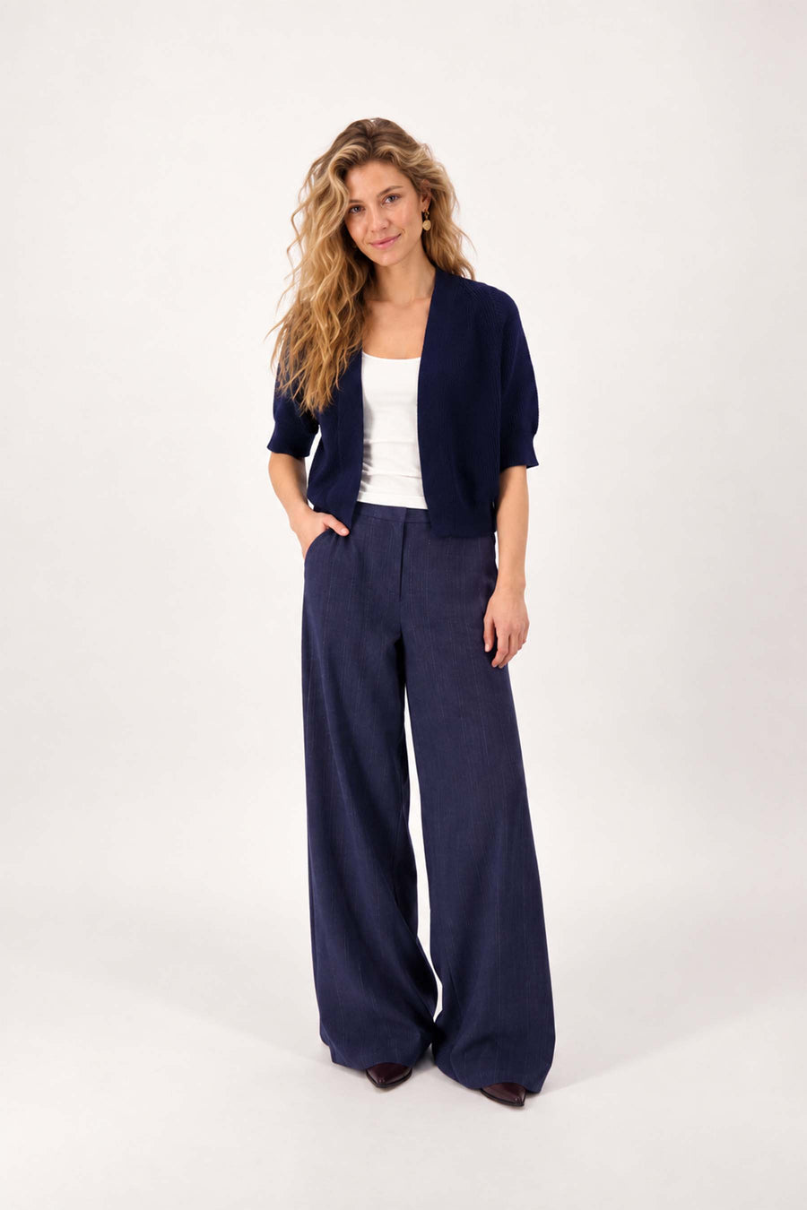 vest met vleermuis mouwen met hart broche | summer navy