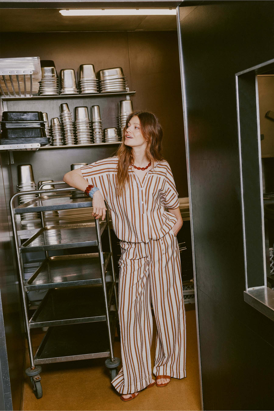 wide-leg pants with stripes | off-white / chocolate brown / cornflower blue