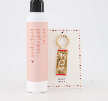 Geschenkset – Duschschaum und Postkarte von Zusss, rosa Flasche mit Etikett und rosa Karte mit Herzchen.